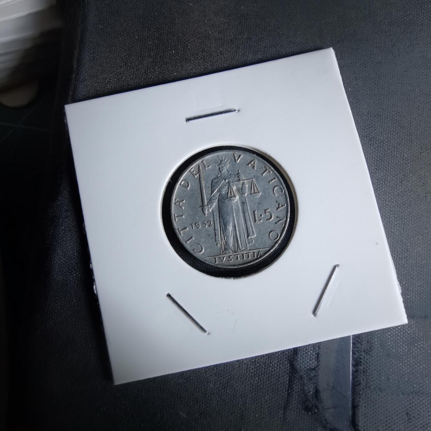 沼泽如烟--第991场 梵蒂冈1952年5里拉