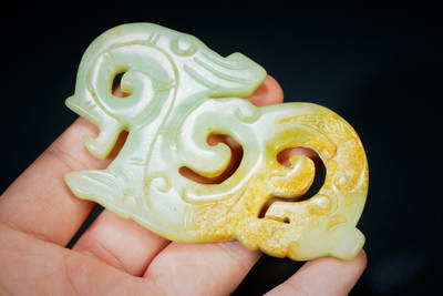 上海都达杂项专场三十四【年后发货全场包邮】  古玉龙形玉佩88-32