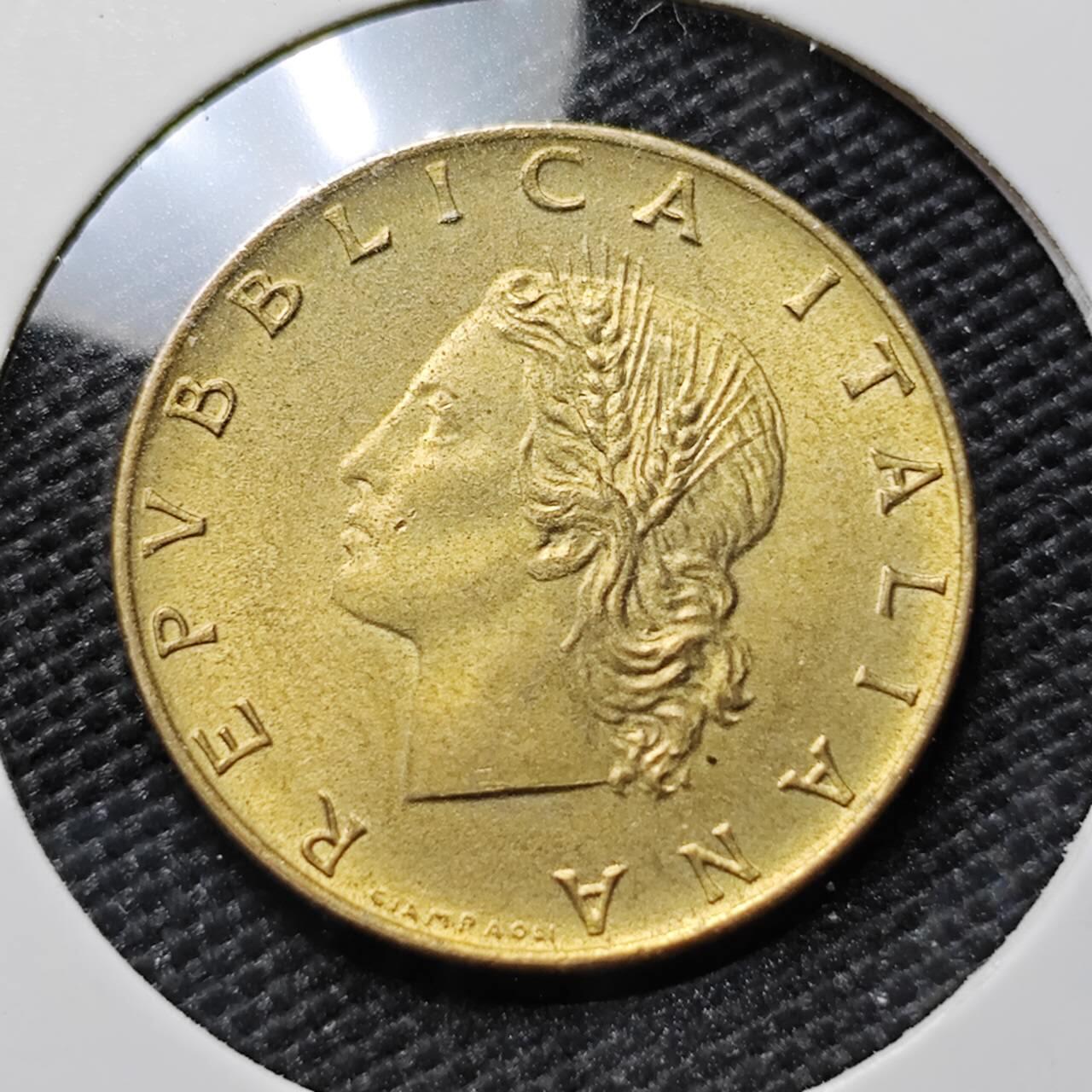 KK钱币收藏小铺  第394期  2月预留时间 周末发货 1980意大利20里拉 好品