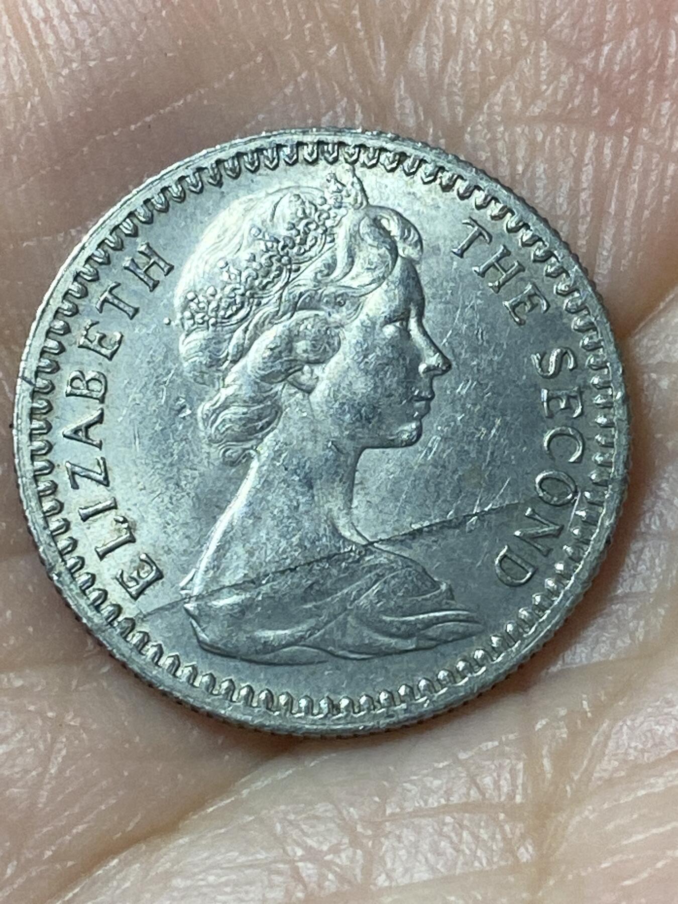 2026年第二十一场(总第一百九十场）外国好品散币场(免佣金) 英属罗德西亚1964单年份5分(6便士和5分双面值，伊丽莎白二世中年花冠)