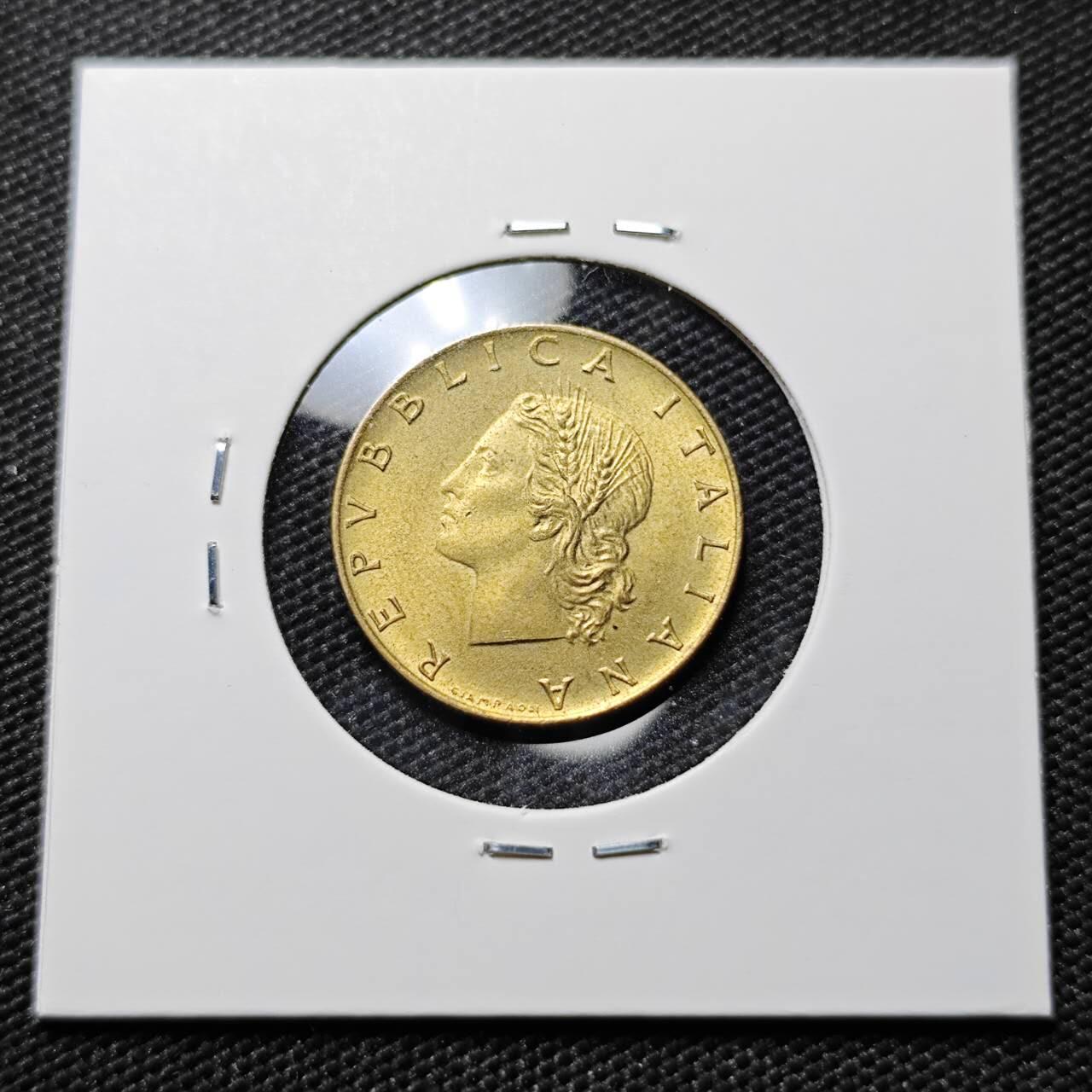 KK钱币收藏小铺  第394期  2月预留时间 周末发货 1980意大利20里拉 好品