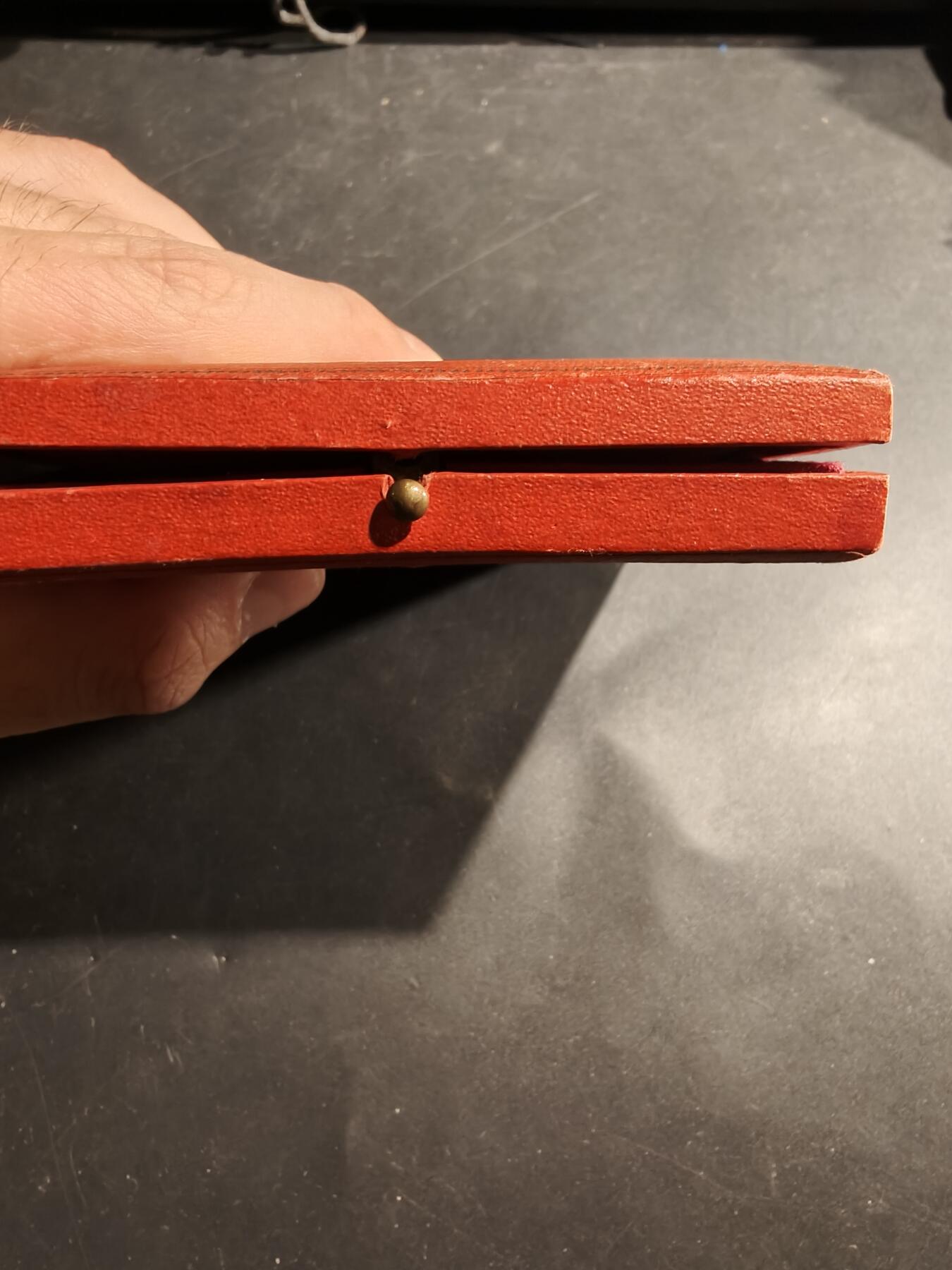 老王徽章第181期 法国参议员赠大铜章    原盒    盒子关不严     直径50mm     重量59.5g