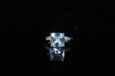 上海都达杂项专场二十六（全场包邮）  - 天然莫桑钻戒指 附鉴定证书88-102