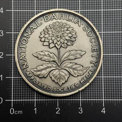  【淘币小摊】限时拍第八百六十八拍   章牌场   年前最后一周之前预留8号9号全部发出请更换最新收货地址不方便收货的请勿参拍或者顺丰到付  - 英国园艺比赛纪念章