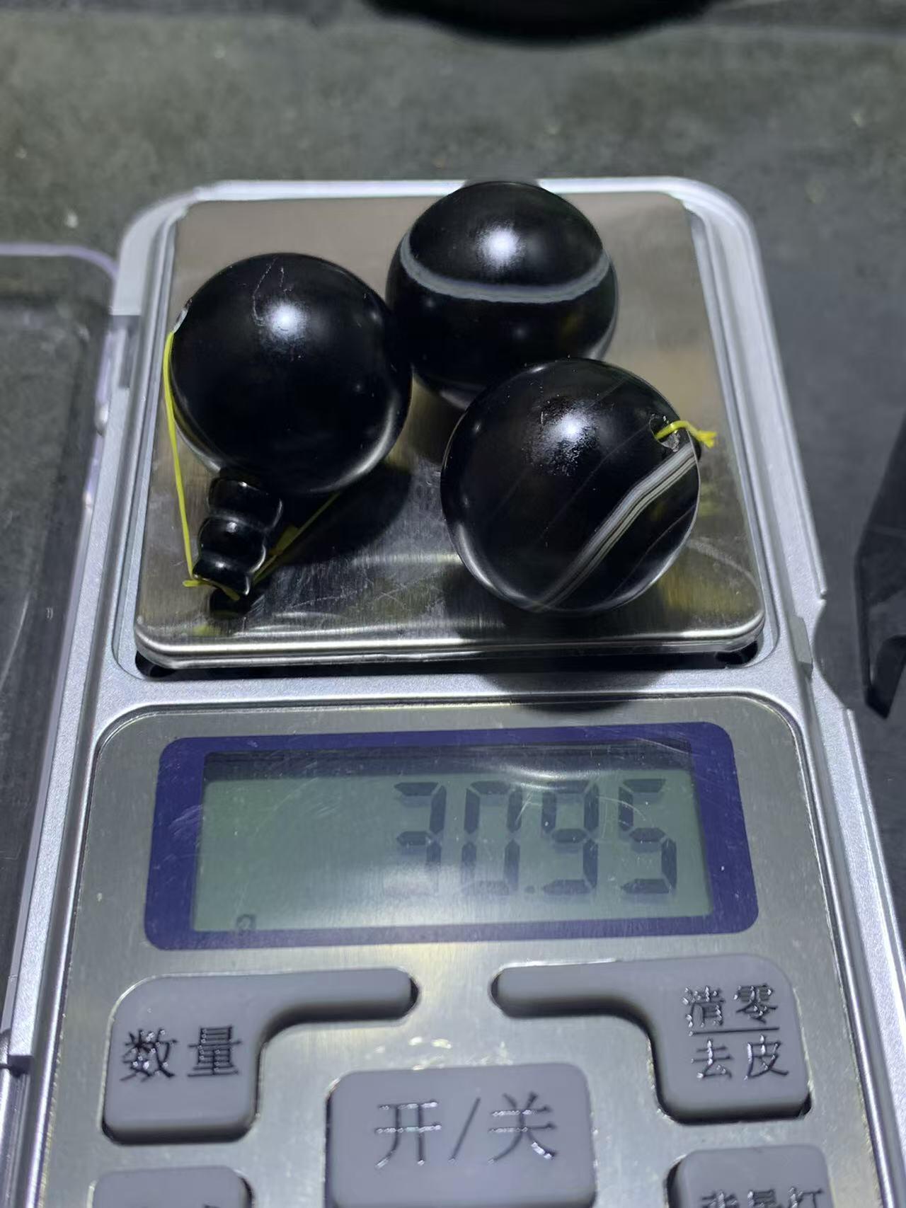 通货药师玛瑙通货佛头三通3颗