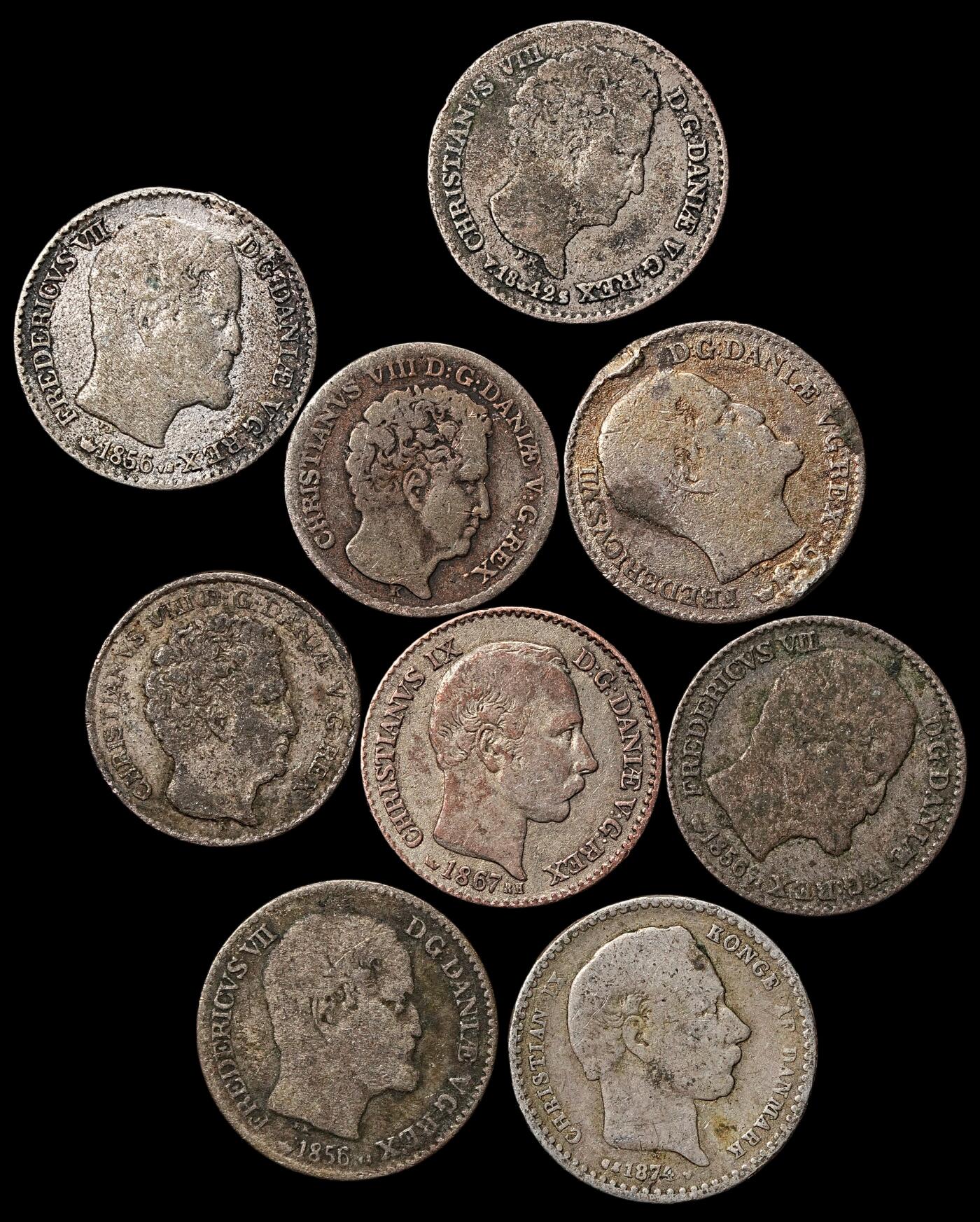 修遠堂世界钱币第104期 丹麦旧银币一组，部分有焊点，含银量不一，总重15.69g