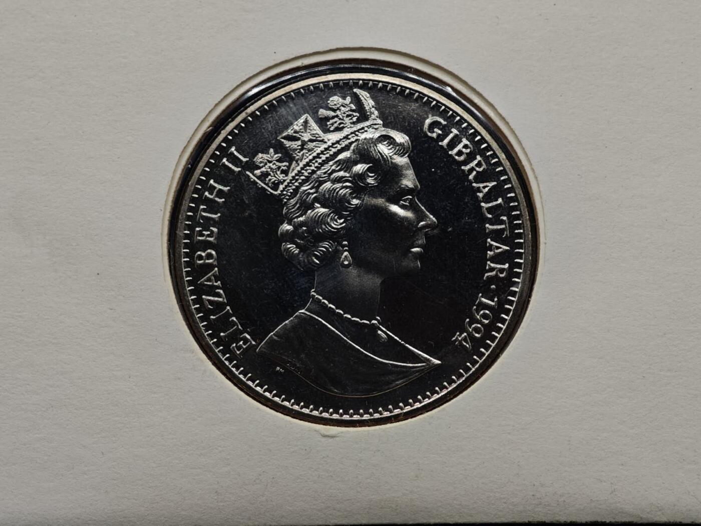  【淘币小摊】限时拍第八百七十拍   克朗币邮币封场    年前最后一场结束全部发出请更换最新收货地址不方便收货的请勿参拍或者顺丰到付 直布罗陀1994年夏洛克福尔摩斯百年克朗纪念币邮币封