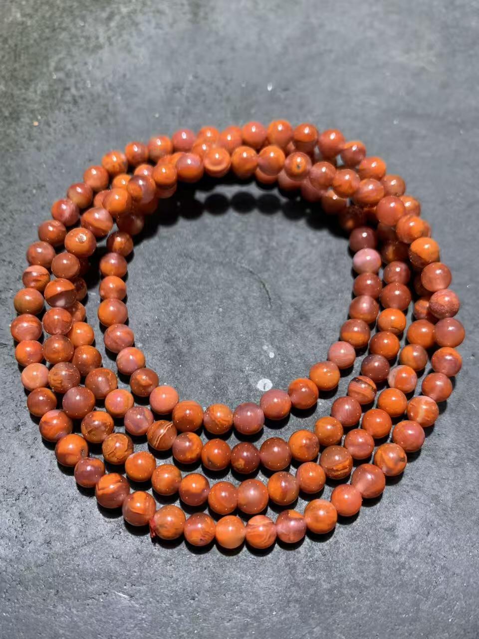 川料南红玛瑙冰飘柿子红多圈手串一条，