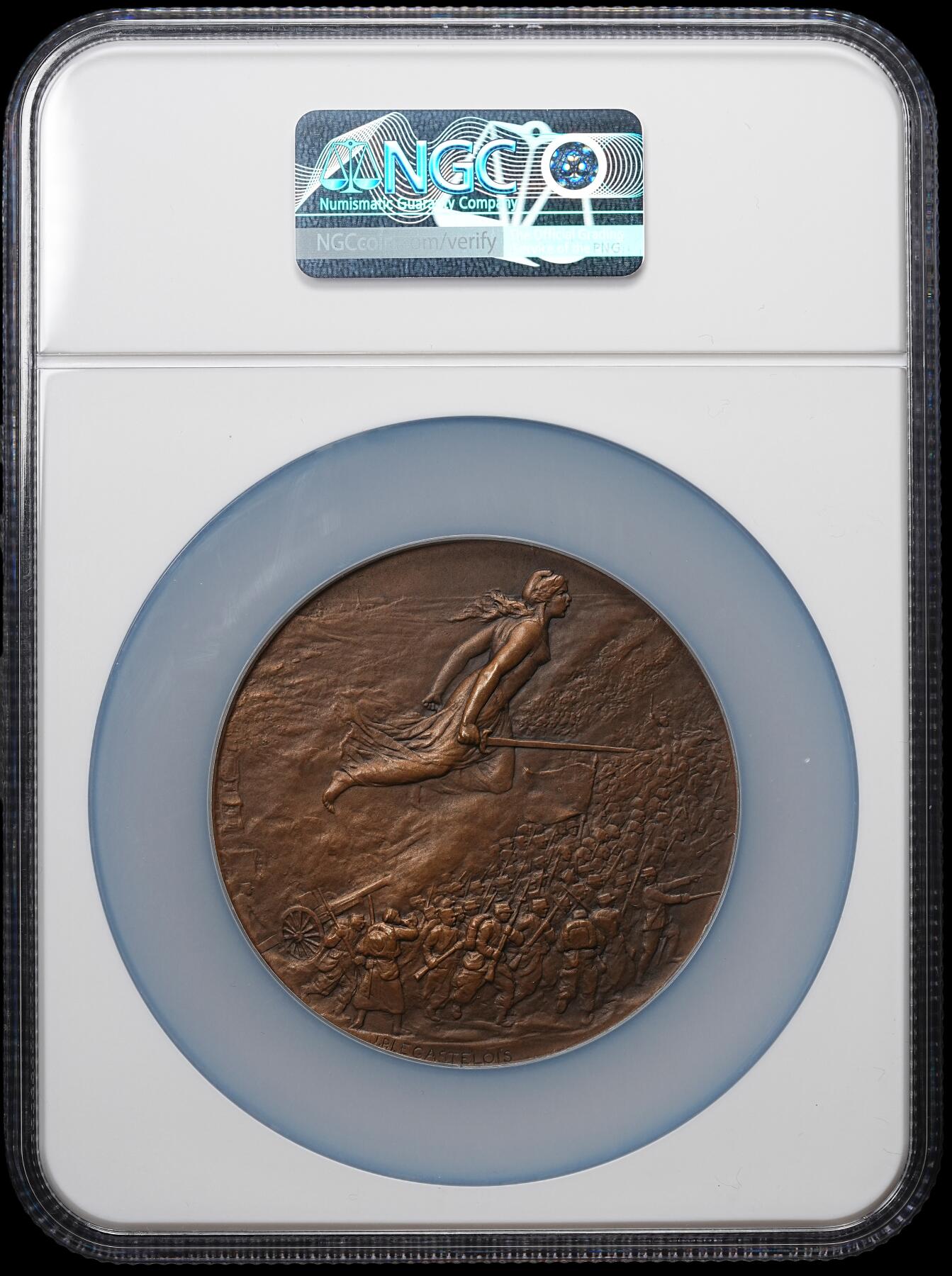 修遠堂世界钱币第104期 NGC MS64BN 1914年法国-马恩河战役纪念大铜章，66 mm，146.04g，著名雕塑家J. P. Legastelois（让 - 皮埃尔・勒・卡斯泰卢瓦）雕刻制版