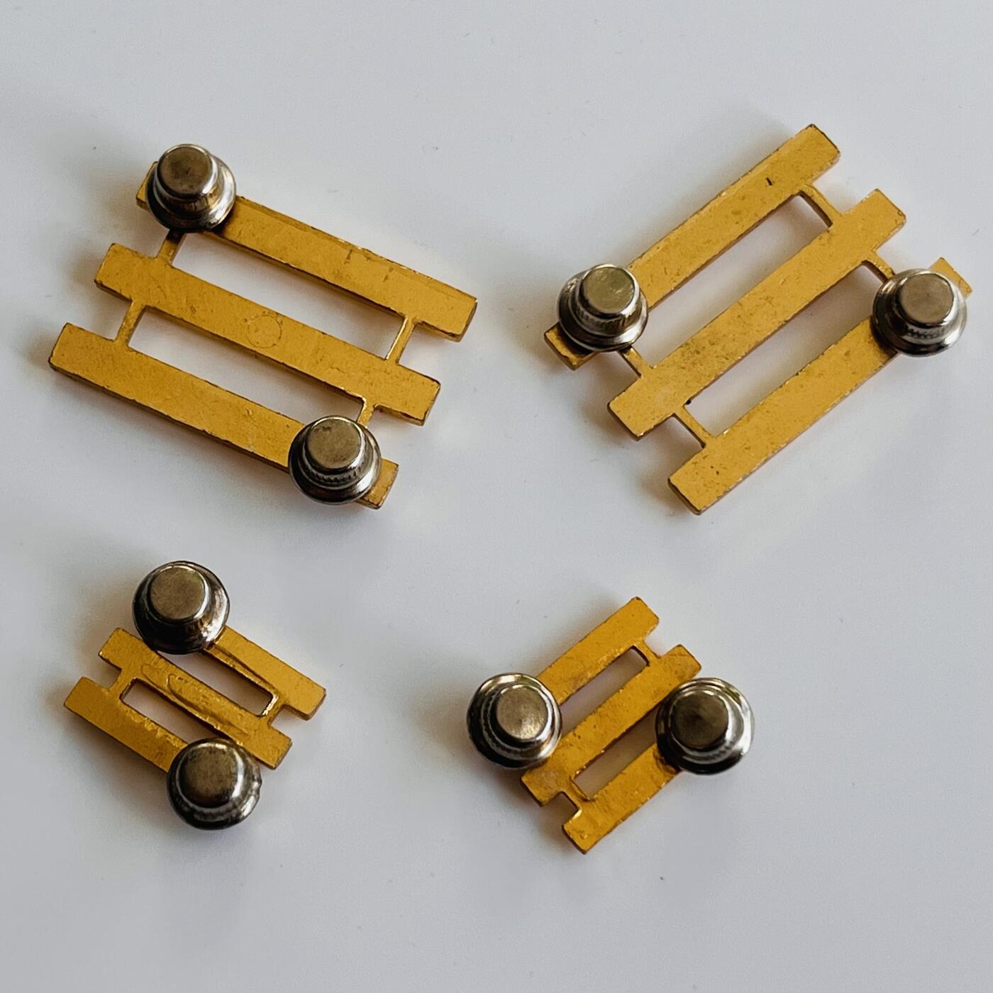 韵星假日军品类拍卖第40期 -- Rimey Holidays Militaria Auction 40 空军上尉肩章领章一组