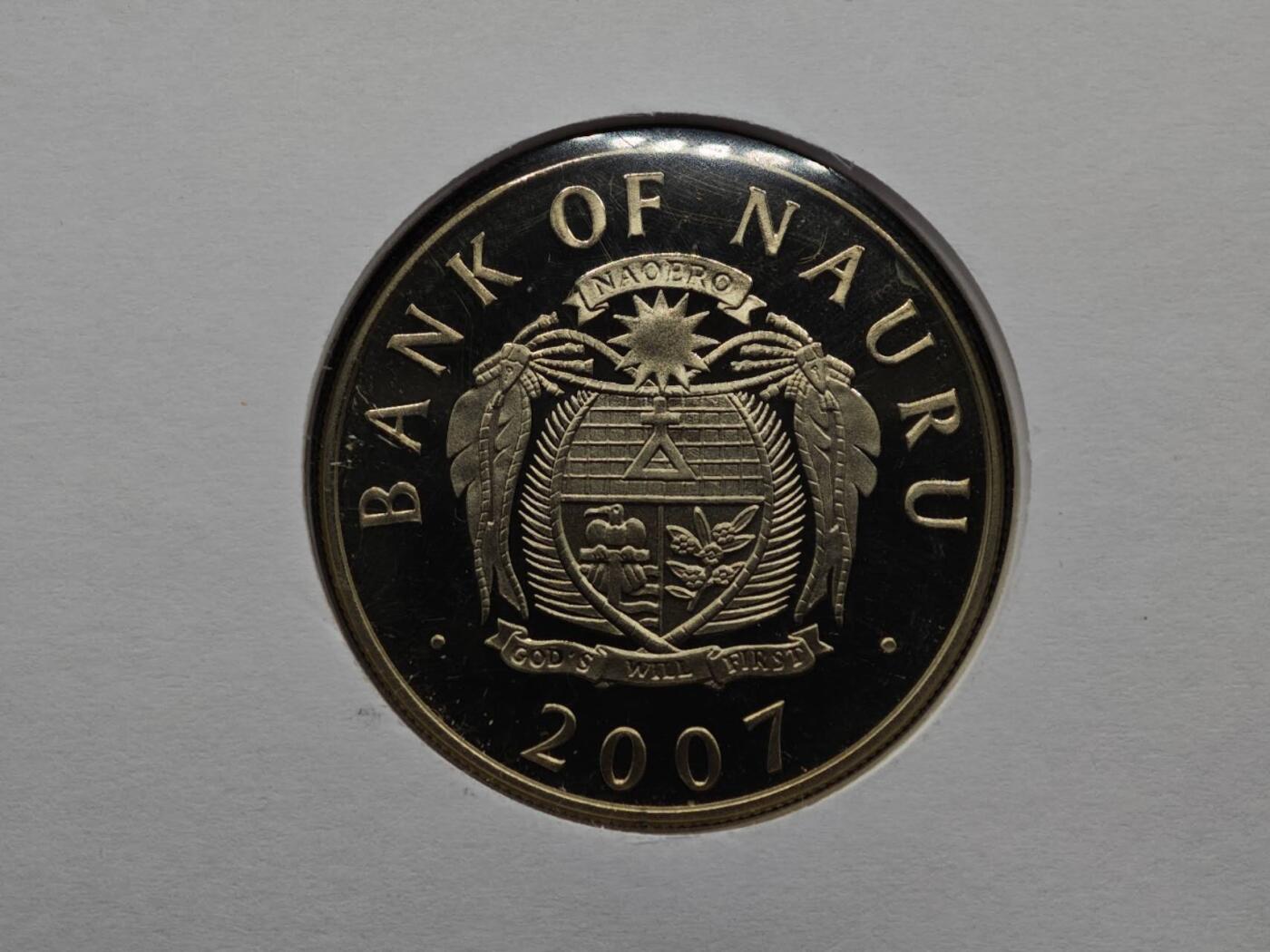  【淘币小摊】限时拍第八百七十拍   克朗币邮币封场    年前最后一场结束全部发出请更换最新收货地址不方便收货的请勿参拍或者顺丰到付 瑙鲁2007年英国皇家空军飞机历史1元纪念币邮币封