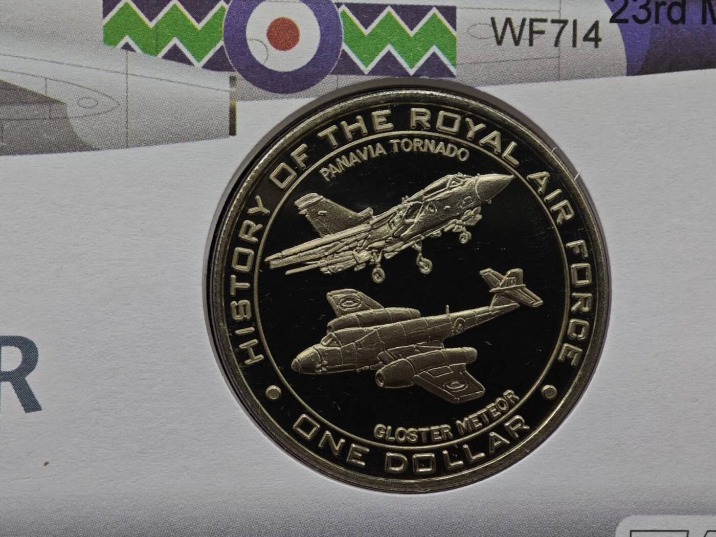  【淘币小摊】限时拍第八百七十拍   克朗币邮币封场    年前最后一场结束全部发出请更换最新收货地址不方便收货的请勿参拍或者顺丰到付 瑙鲁2007年英国皇家空军飞机历史1元纪念币邮币封