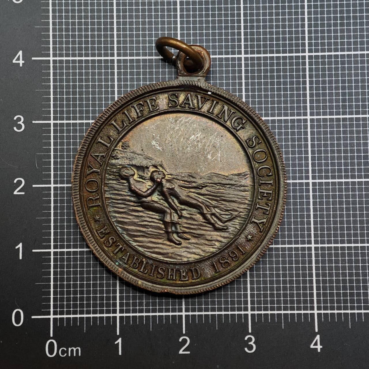  【淘币小摊】限时拍第八百六十八拍   章牌场   年前最后一周之前预留8号9号全部发出请更换最新收货地址不方便收货的请勿参拍或者顺丰到付  英国皇家救援纪念章