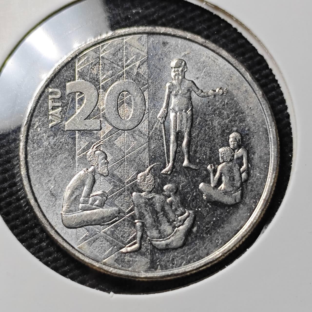 KK钱币收藏小铺  第395期  2月预留时间 周末发货 2022瓦努阿图20瓦图 