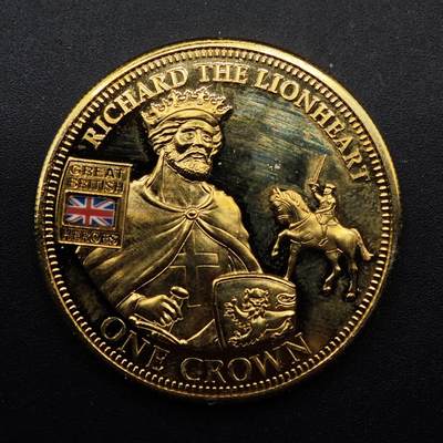  【淘币小摊】限时拍第八百七十拍   克朗币邮币封场    年前最后一场结束全部发出请更换最新收货地址不方便收货的请勿参拍或者顺丰到付 - 英国2010年大英英雄系列镀金克朗纪念币