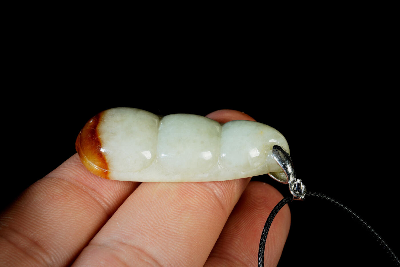 上海都达杂项专场二十六（全场包邮）  天然和田玉精雕《福豆》挂件88-81