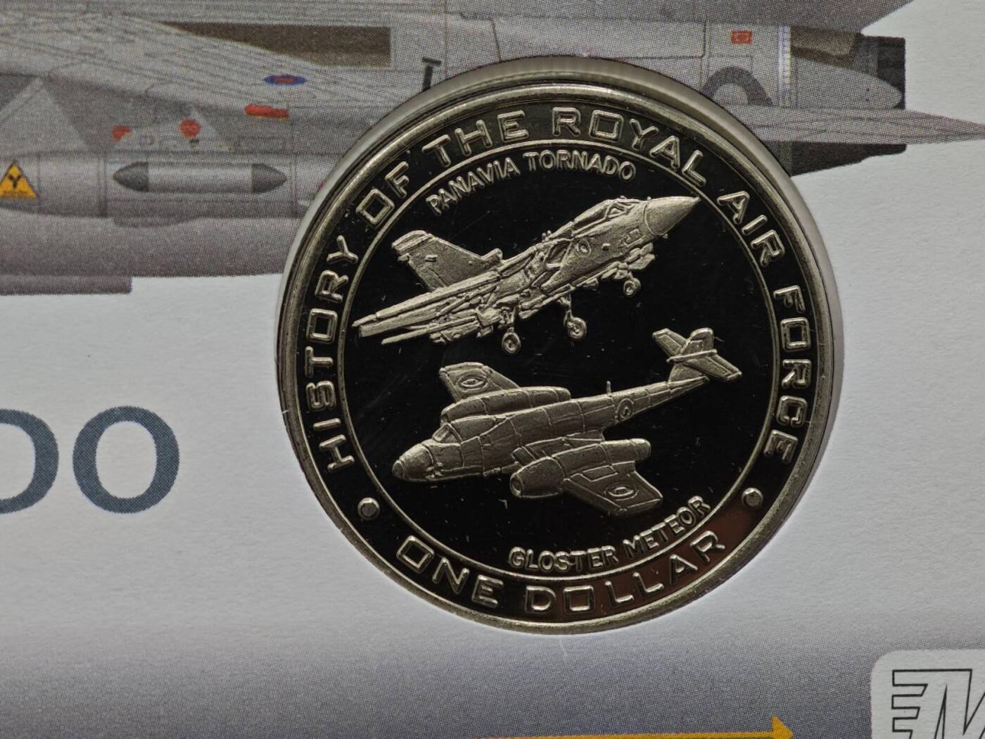  【淘币小摊】限时拍第八百七十拍   克朗币邮币封场    年前最后一场结束全部发出请更换最新收货地址不方便收货的请勿参拍或者顺丰到付 瑙鲁2007年英国皇家空军飞机历史1元纪念币邮币封