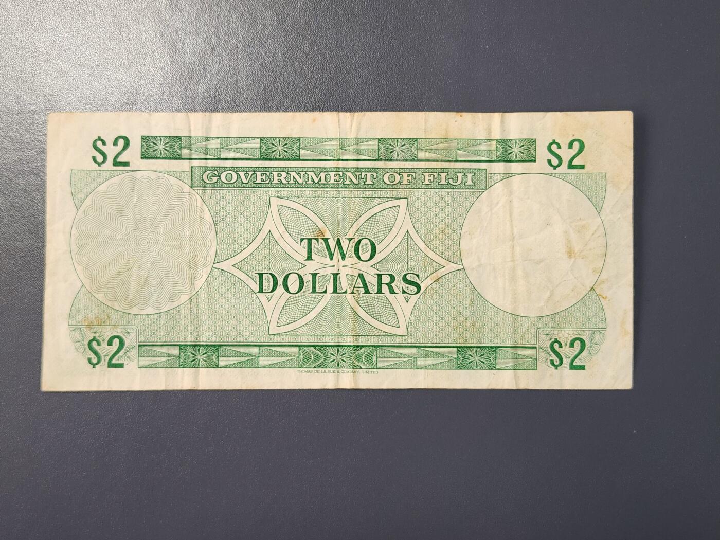 2月8号晚上8点 外国纸币自动截拍第21场 A1首发第一版斐济2元 原票