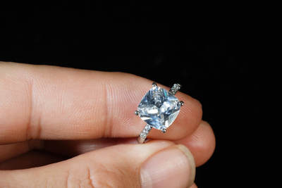 上海都达杂项专场三十四【年后发货全场包邮】  天然莫桑钻戒指 附鉴定证书88-102