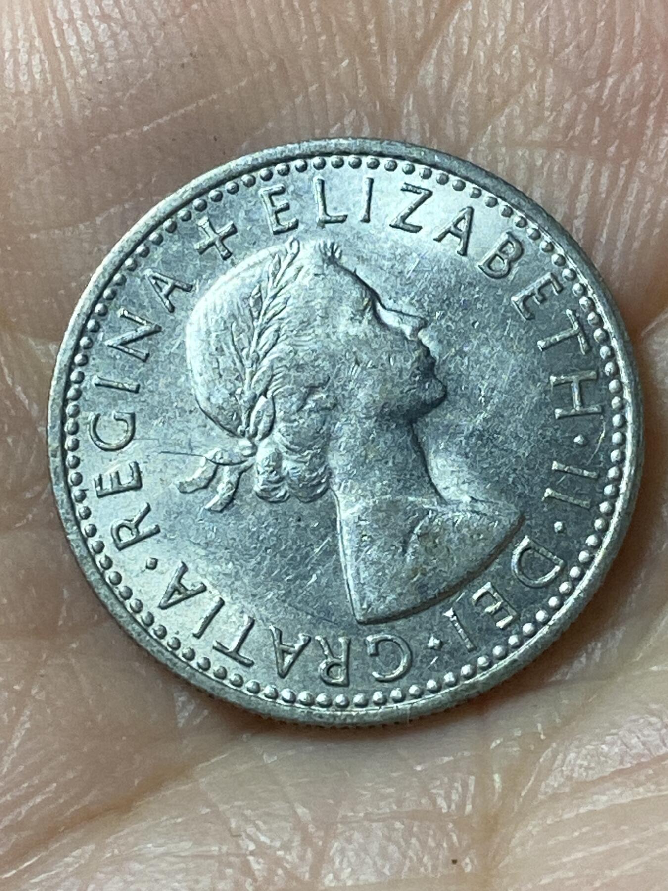 2026年第二十一场(总第一百九十场）外国好品散币场(免佣金) 英国🇬🇧1966年6便士(伊丽莎白二世青年桂冠第二版)