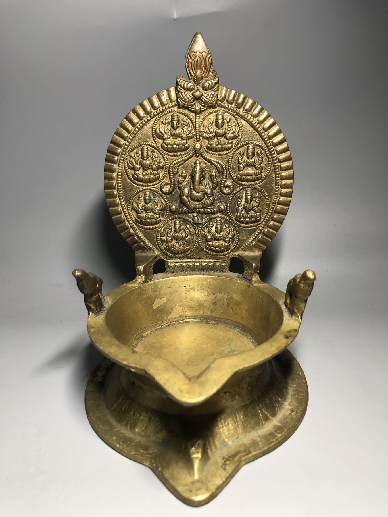 杂项 老铜象鼻财神灯台