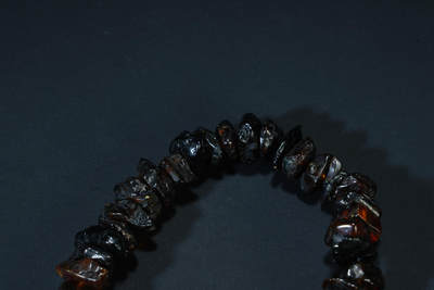 上海都达杂项专场三十四【年后发货全场包邮】  天然琥珀碎石手链 附鉴定证书88-100