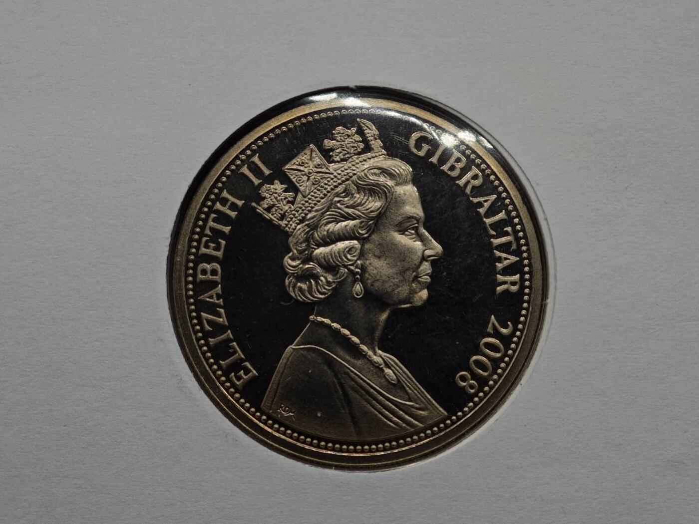  【淘币小摊】限时拍第八百七十拍   克朗币邮币封场    年前最后一场结束全部发出请更换最新收货地址不方便收货的请勿参拍或者顺丰到付 直布罗陀2008年英国皇家空军飞机历史克朗纪念币邮币封