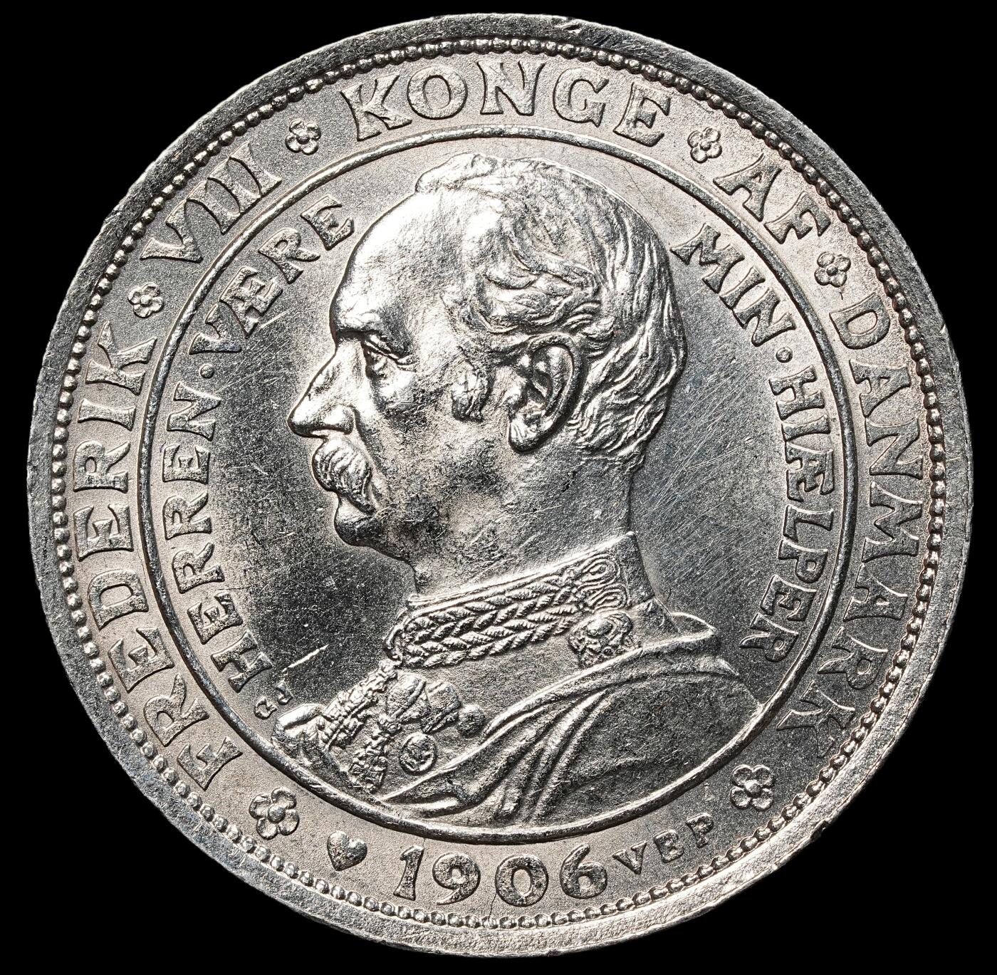 修遠堂世界钱币第104期 1906年丹麦国王更迭纪念2克朗银币 15g，含银80%
