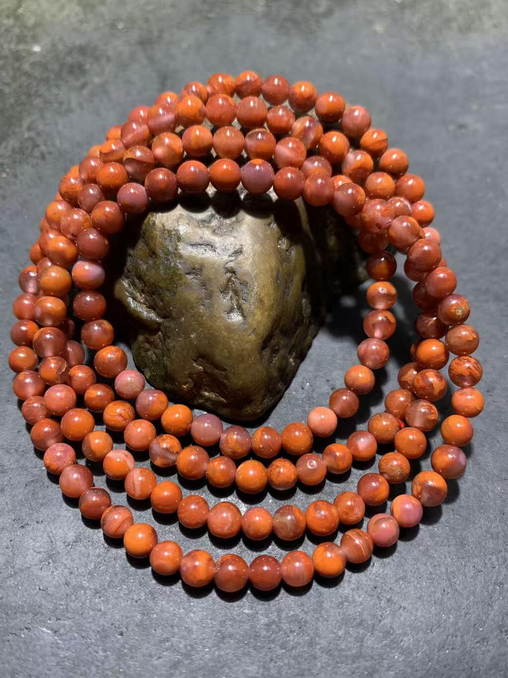 川料南红玛瑙冰飘柿子红多圈手串一条，