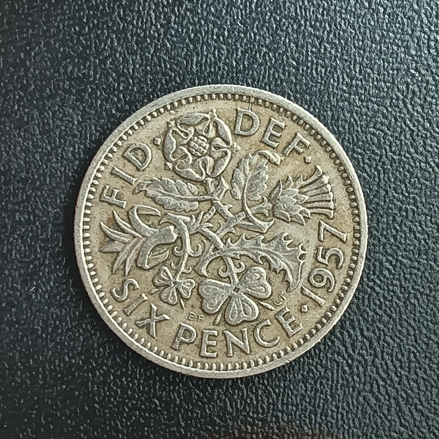 逸泉钱币2026第十二组世界钱币专场春节千件大拍A1614～2574 2430 英国6便士