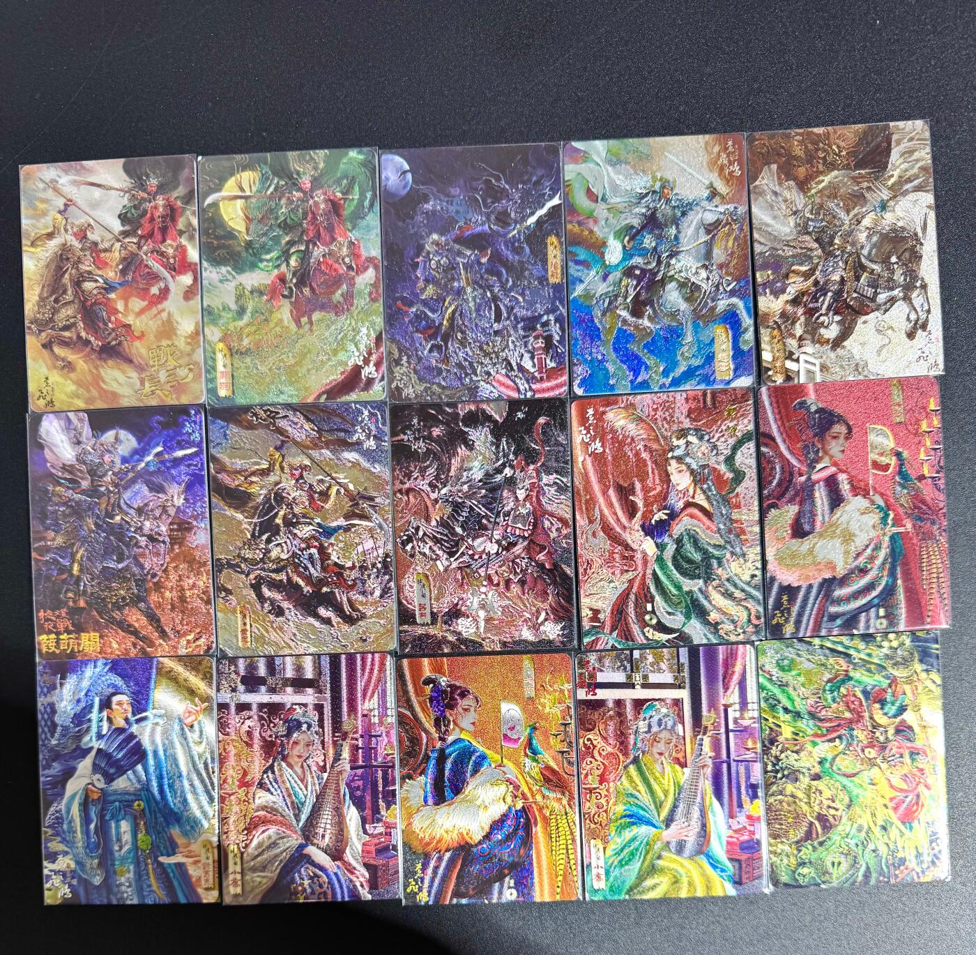 NO.24 好又多金牌大场，年前最后一期，全场中拍有礼！每周一站式配齐，方便凑单！（周6晚9点截拍，卖家送拍0抽成！ 百里卡牌 神魔三国vip一期+二期特卡 粗闪全套15张（五虎＋吕貂＋二乔＋卧龙＋大圣＋场景）