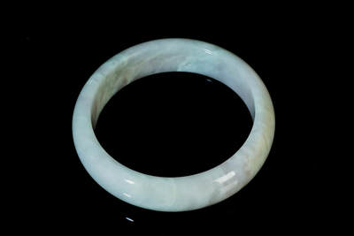 上海都达杂项专场三十四【年后发货全场包邮】  天然翡翠手镯88-64