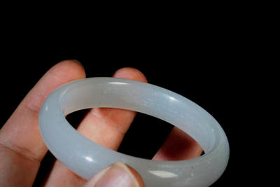 上海都达杂项专场三十四【年后发货全场包邮】  金丝玉贵妃手镯88-45