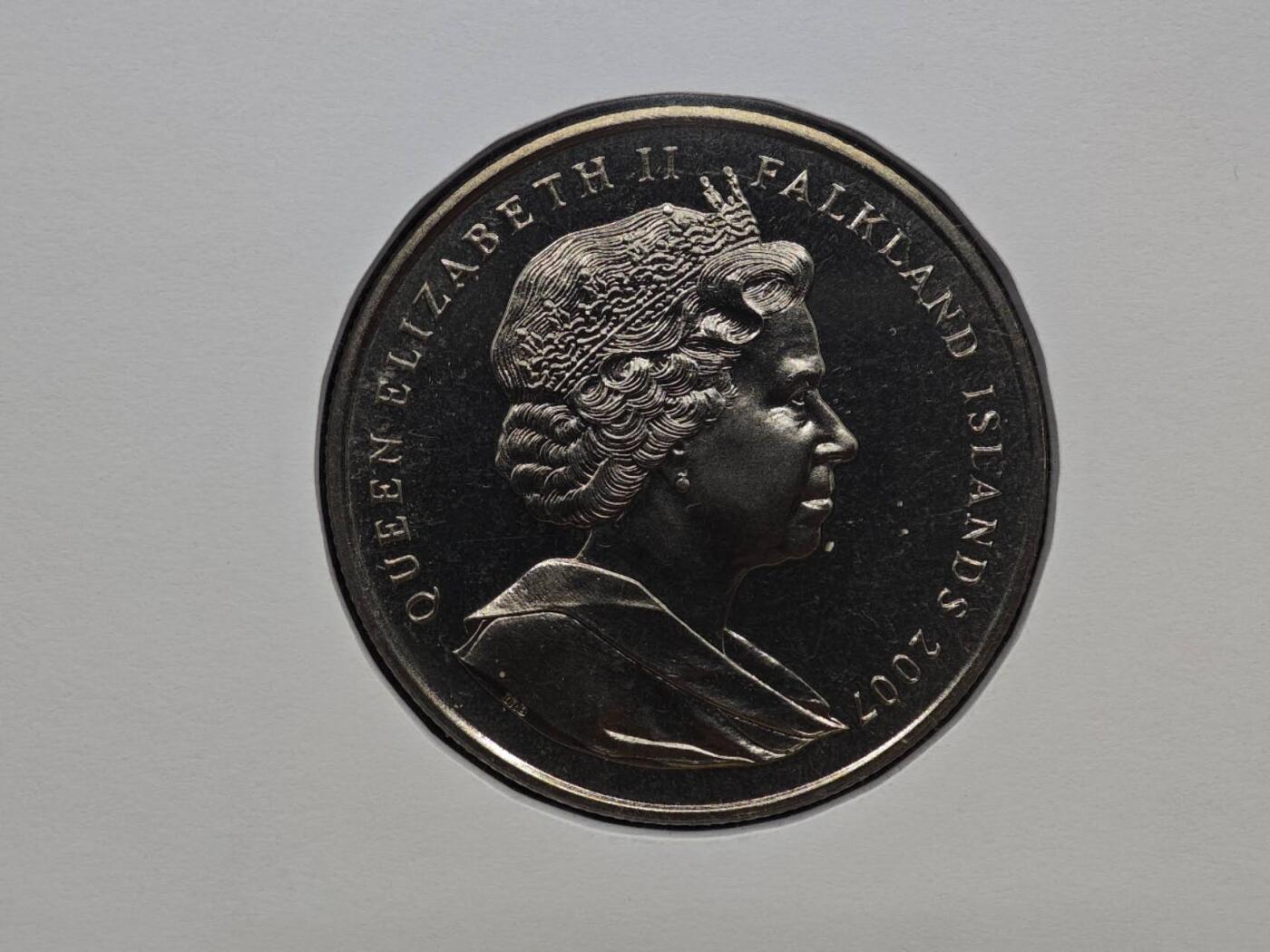  【淘币小摊】限时拍第八百七十拍   克朗币邮币封场    年前最后一场结束全部发出请更换最新收货地址不方便收货的请勿参拍或者顺丰到付 福克兰群岛2007年解放25周年克朗纪念币邮币封