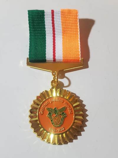 韵星假日军品类拍卖第40期 -- Rimey Holidays Militaria Auction 40 - 赞比亚共和国国家服务金僖奖章 铜镀金 少见国家 非常厚重 库存品相