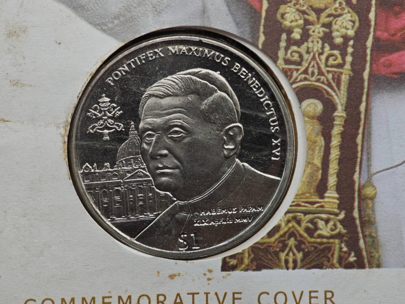  【淘币小摊】限时拍第八百七十拍   克朗币邮币封场    年前最后一场结束全部发出请更换最新收货地址不方便收货的请勿参拍或者顺丰到付 塞拉利昂2005年1元教皇纪念币邮币封