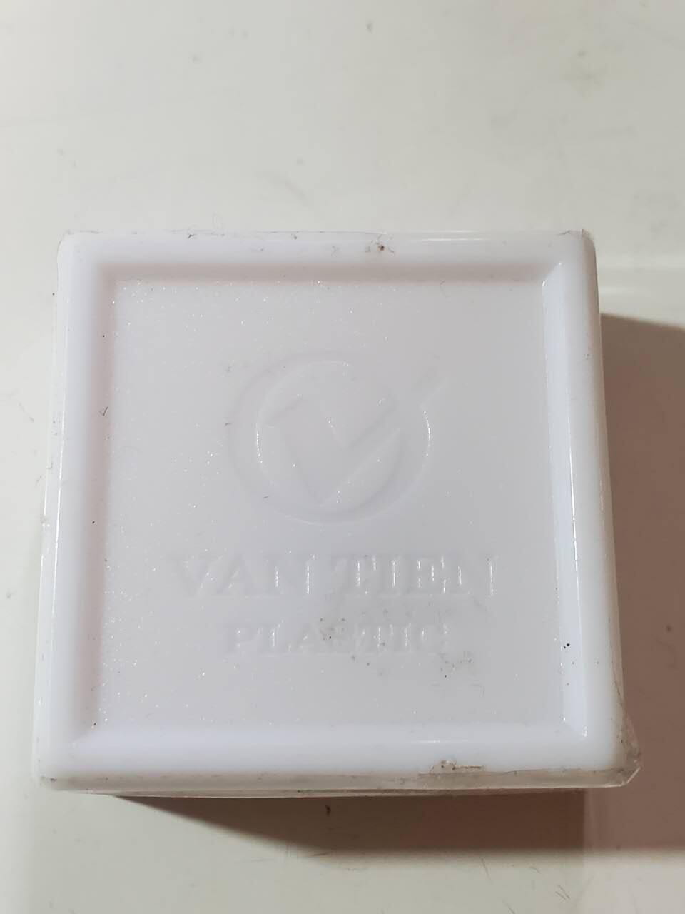 韵星假日军品类拍卖第40期 -- Rimey Holidays Militaria Auction 40 越南社会主义共和国共青团服务奖章带原盒厂标 库存品相