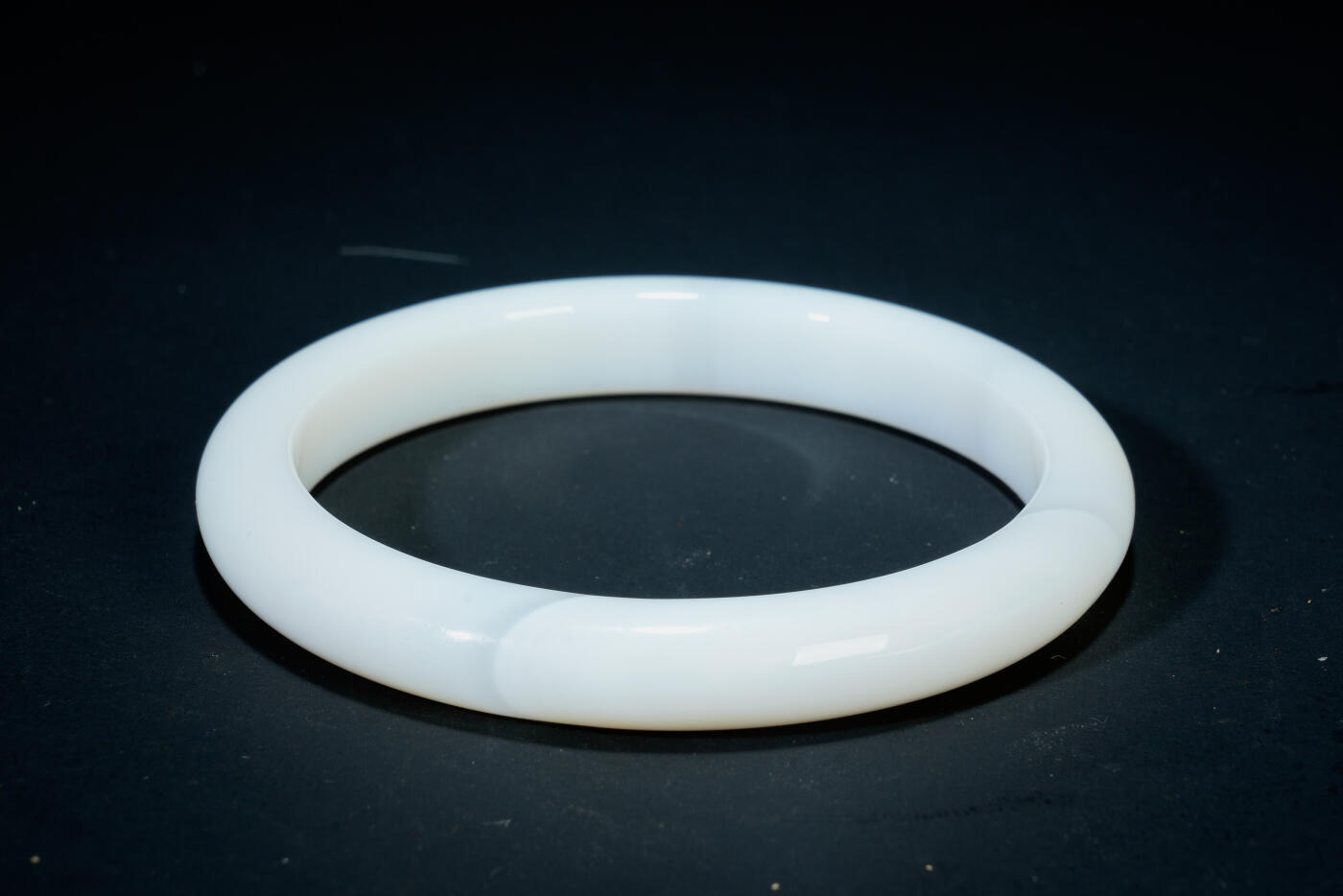 上海都达杂项专场二十六（全场包邮）  天然冰透玛瑙手镯 附鉴定证书88-312