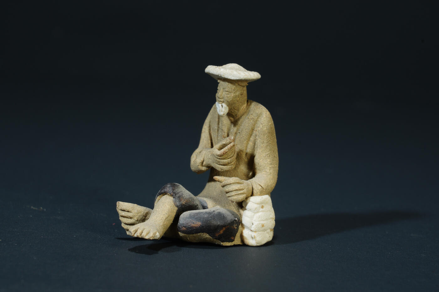 上海都达杂项专场二十六（全场包邮）  80年代 石湾窑渔翁小摆件88-117