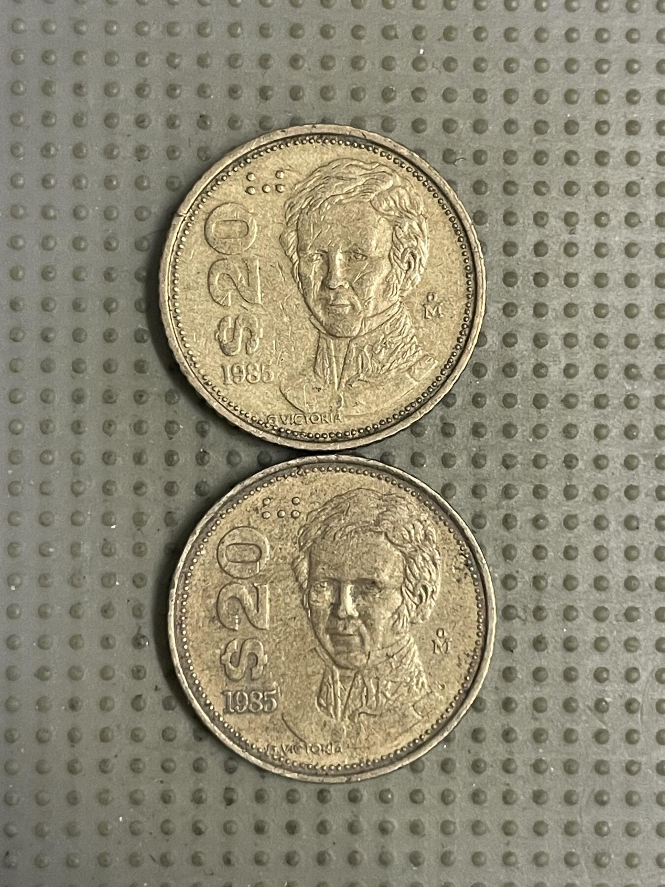 2026年第24场各国散币拍卖（总第174场）年前发货截止到11号 墨西哥1985年20比索2枚