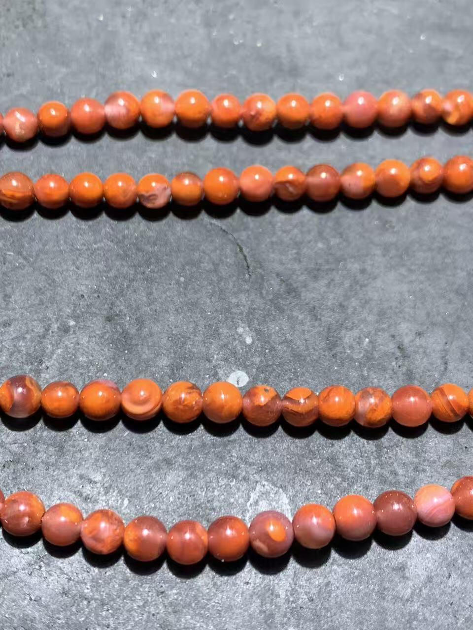 川料南红玛瑙冰飘柿子红多圈手串一条，