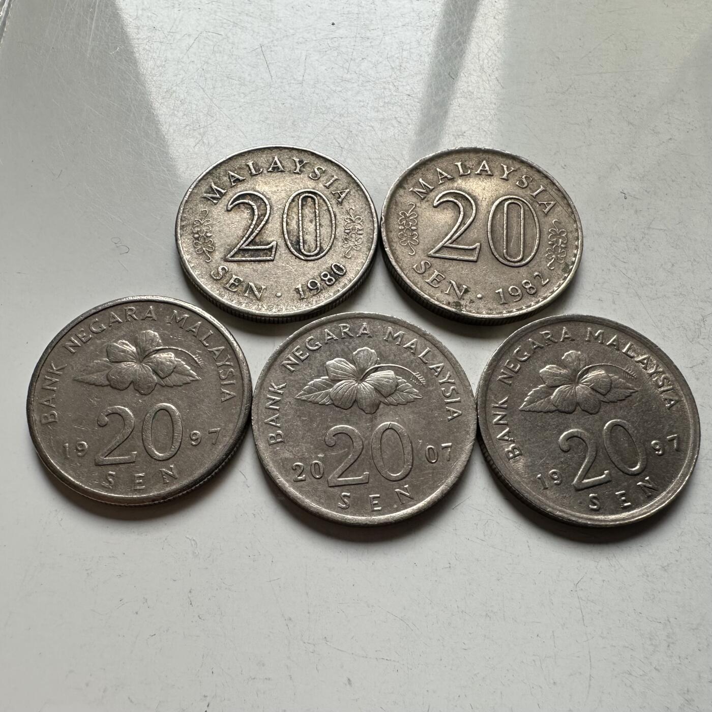 🌹外币初藏🌹🐯2026年第18场 快递将在12号停运 年前需发货的抓紧 ，年后正月十五恢复发货 马来西亚二十分五枚