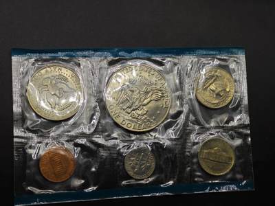 【淘币小摊】实时拍第八百七十拍   银币套币场    年前最后一场周一预留全部发出 本场无中意拍品可私信周日发货请更换最新收货地址不方便收货的请勿参拍或者顺丰到付 - 美国1977年套币