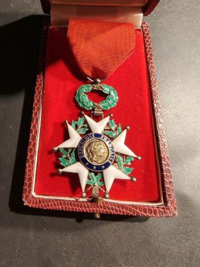 老王徽章第181期 - 法国骑士级荣誉军团勋章    原盒    银质珐琅螃蟹银标   珠宝商定制版    五共版本