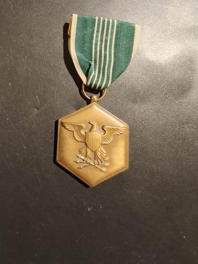 老王徽章第181期 - 美国陆军军事功绩奖章