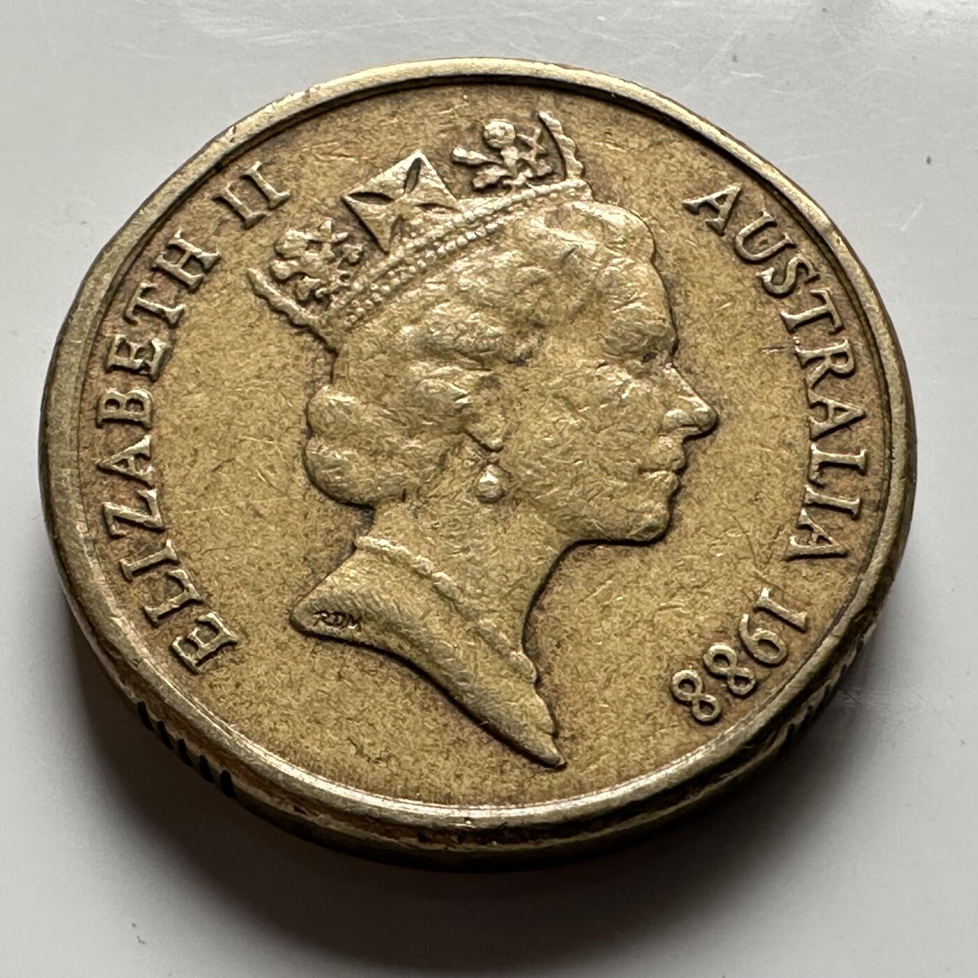 🌹外币初藏🌹🐯2026年第18场 快递将在12号停运 年前需发货的抓紧 ，年后正月十五恢复发货 澳大利亚1988年¥2