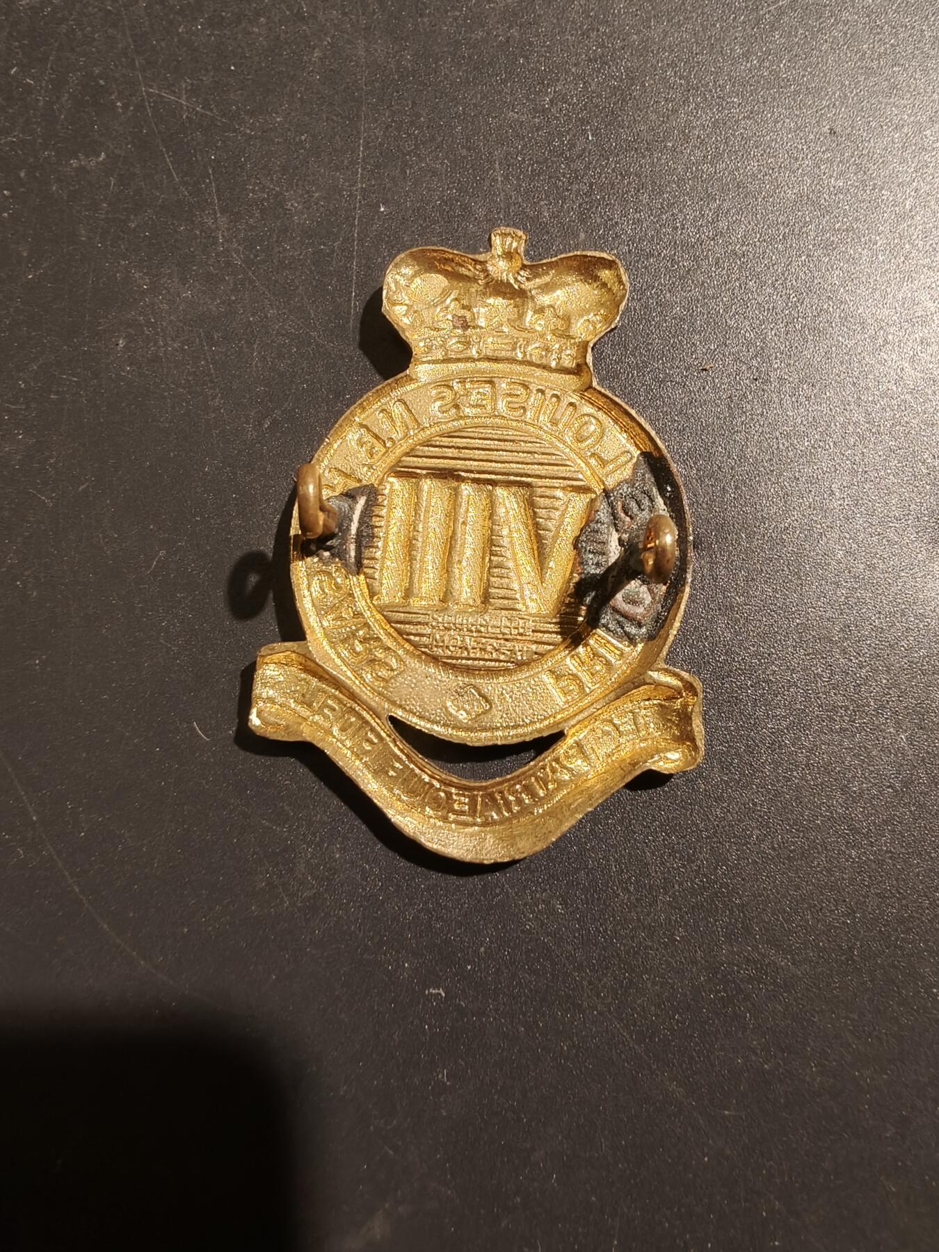 老王徽章第181期 英联邦第8加拿大骠骑兵团帽徽     维多利亚女王时期