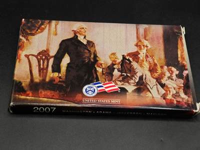 【淘币小摊】实时拍第八百七十拍   银币套币场    年前最后一场周一预留全部发出 本场无中意拍品可私信周日发货请更换最新收货地址不方便收货的请勿参拍或者顺丰到付 - 美国2007年总统精制套币