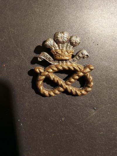 老王徽章第181期 - 英国斯塔福德郡义勇骑兵团帽徽    维多利亚女王时期