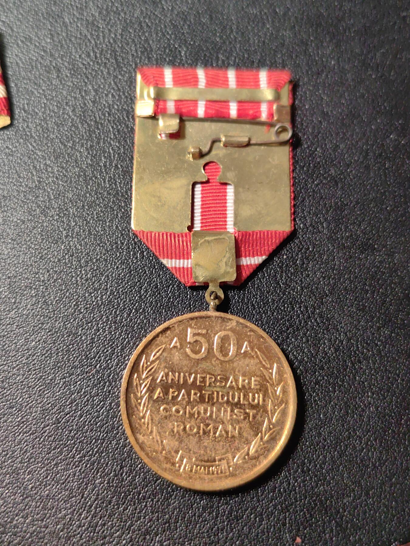 靖甫拍卖第三场 罗马尼亚共产党50周年奖章